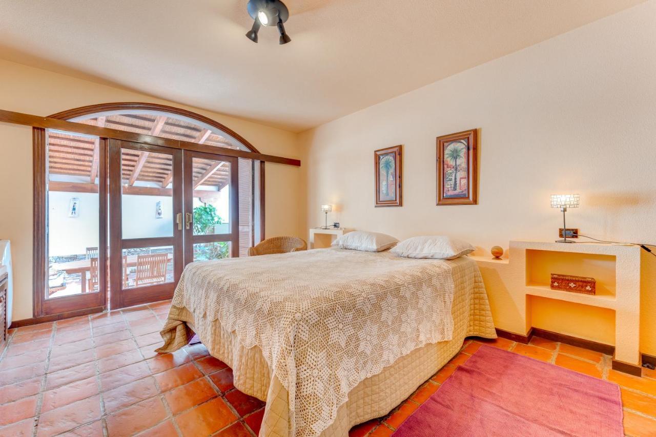 Buenavista Panoramic Villa In Costa Adeje المظهر الخارجي الصورة