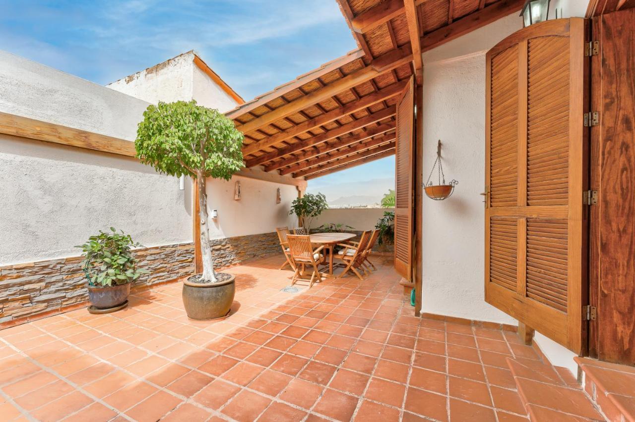 Buenavista Panoramic Villa In Costa Adeje المظهر الخارجي الصورة