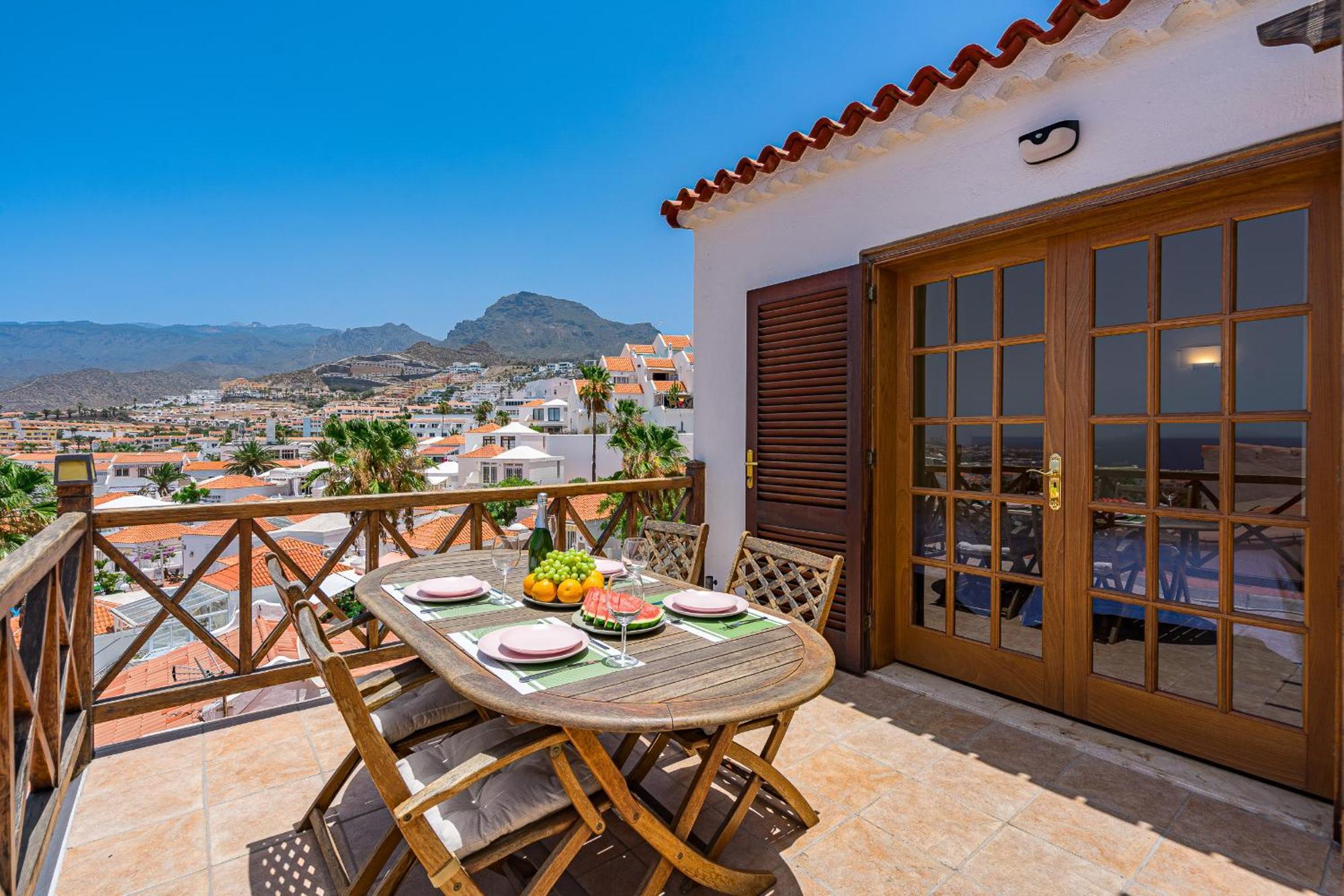 Buenavista Panoramic Villa In Costa Adeje المظهر الخارجي الصورة